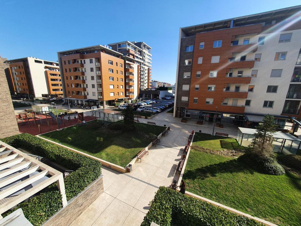 Apartamento Apartman Perla A Blok Belgrado Exterior foto